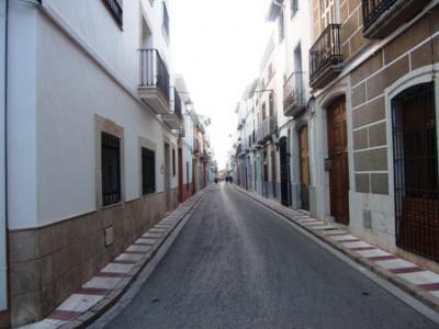 IMATGES CURIOSES: Un altre carrer buit de cotxes, el carrer Teulada.