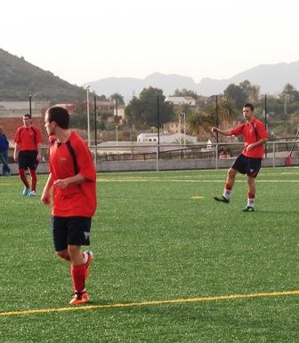 FUTBOL: JUVENIL I PRIMER EQUIP DEL GORGOS JUGUEN DIUMENGE.