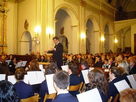 DIVENDRES CONCERT DE MÚSICA SACRA A L'ESGLÉSIA