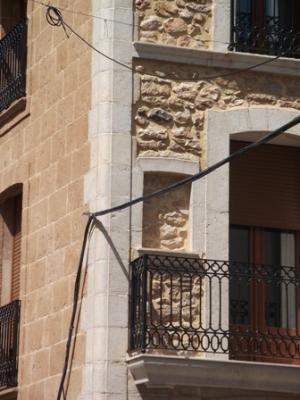 MIRADES URBANES: El santet que ja no està.