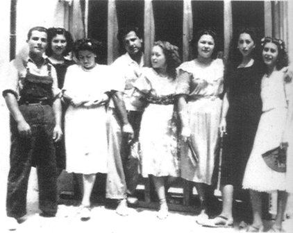 FOTOGRAFIES ANTIGUES (Gata en el record) -368-