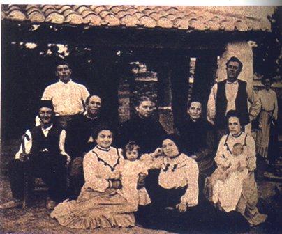 FOTOGRAFIES ANTIGUES (Gata en el record) -372-