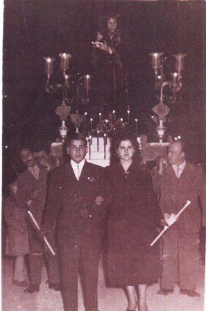 FOTOGRAFIES ANTIGUES (Gata en el record) -378-