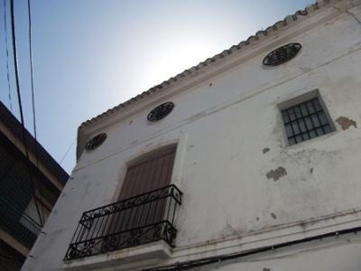 MIRADES URBANES: Finestres redones