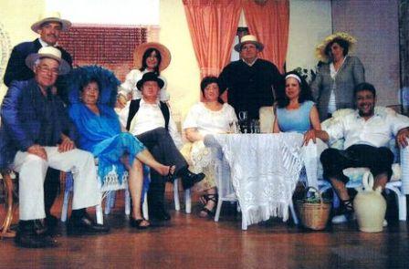 HUI ACTUA EL GRUP DE TEATRE FONT DE LA MATA A ONDARA