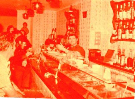 FOTOGRAFIES ANTIGUES (Gata en el record) -421, la de hui-