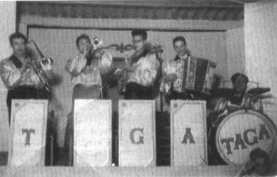 FOTOGRAFIES ANTIGUES (Gata en el record) -432, la de hui dia 20-