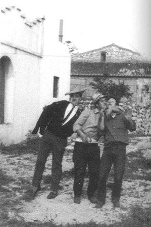 FOTOGRAFIES ANTIGUES (Gata en el record) -439, la de dilluns 27-