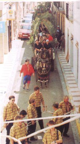 NOVA SÈRIE: IMATGES DE FESTA (Festes patronalsi altres): Hui, entrà de la murta
