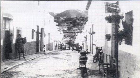 FOTOGRAFIES ANTIGUES (Gata en el record) -456-