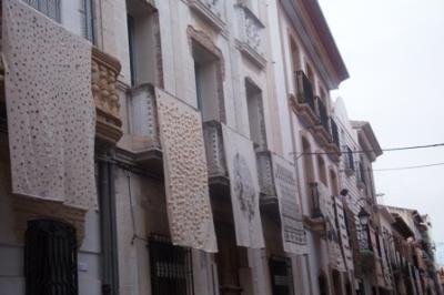 MIRADES URBANES: Seguim mirant Art al vent