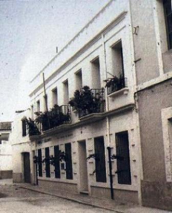 NOVA SÈRIE: ELS RECORDS DE CADA DIA: Gata i el món