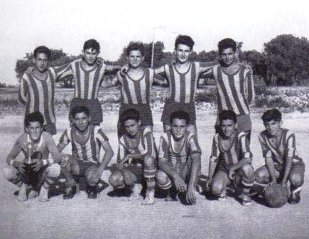 FOTOGRAFIES ANTIGUES (Gata en el record ) -526, la d'ahir dijous-