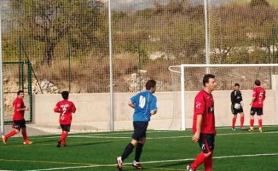 CARA PER ALS JUVENILS I CREU PER ALS MAJORS: El Gorgos C.F. obté resultats controvertits