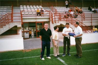 FOTOGRAFIES ANTIGUES (Gata en el record) -609, la d'ahir dia 14-