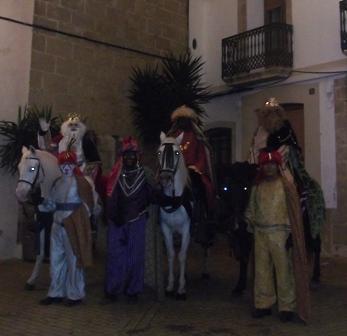 MISTERI DELS REIS: ELS REIS S'ACOMIADEN DE GATA