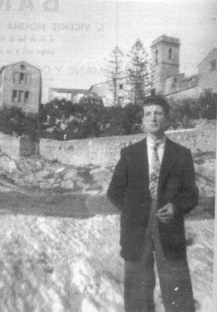 FOTOGRAFIES ANTIGUES (Gata en el record) -672, la foto de hui, dia 14-