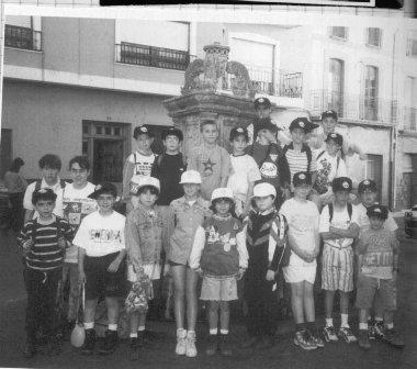 FOTOGRAFIES ANTIGUES (Gata en el record) -676, la foto de hui dia 18-