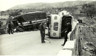 FOTOGRAFIES ANTIGUES (Gata en el record) -714-