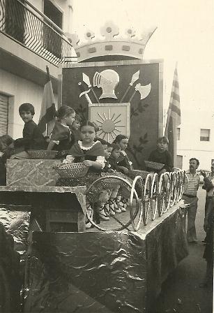 FOTOGRAFIES ANTIGUES (Gata en el record) -746-