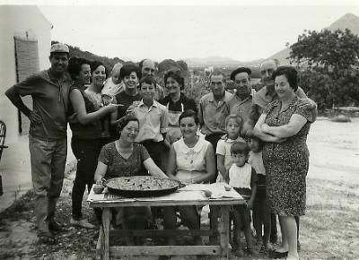 FOTOGRAFIES ANTIGUES (Gata en el record) -760-