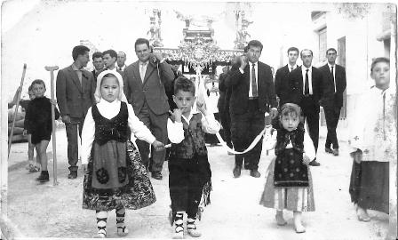 FOTOGRAFIES ANTIGUES (Gata en el record) -761-