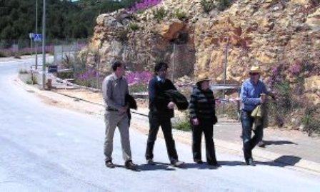 LA PREMSA PARLA DE GATA: urbanització Residencial Gata i classe de Pons Químicas