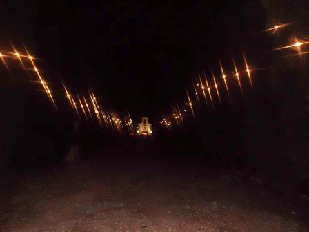 IMATGES CURIOSES: Llums cap a l'ermita