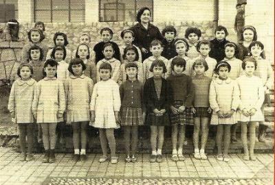 FOTOGRAFIES ANTIGUES (Gata en el record) -813, la del dia 5 dijous-