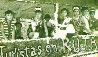 FOTOGRAFIES ANTIGUES (Gata en el record) -816, del dia 8, diumenge-