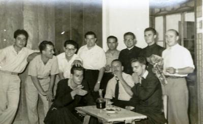 FOTOGRAFIES ANTIGUES (Gata en el record) -825, la d'ahir dia 17-