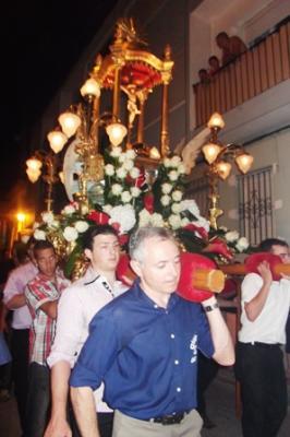 IMATGES CURIOSES: Pare i fill baixant el Crist