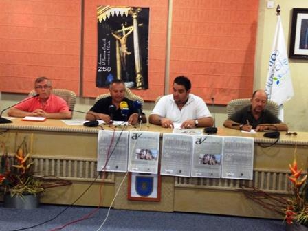 COMERÇ I AJUNTAMENT, DE LA MÀ PER A POTENCIAR L'ESTIU GATER