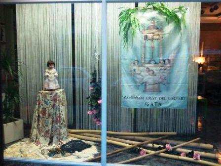 IMATGES DE FESTA: Aparadors que anuncien les festes