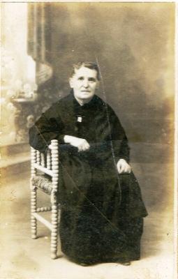 FOTOGRAFIES ANTIGUES (Gata en el record) -849, la de hui dia 10, divendres-