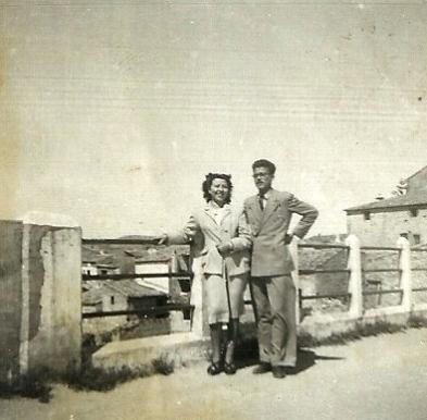 FOTOGRAFIES ANTIGUES (Gata en el record) -897-