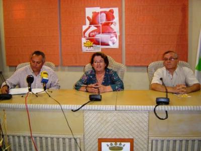 COMERÇ, VEÏNS I ASSOCIACIONS, PREPARATS PER A LA IX FIRA GATA AL CARRER