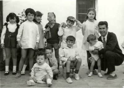 FOTOGRAFIES ANTIGUES (Gata en el record) -923, la d'ahir dia 24-