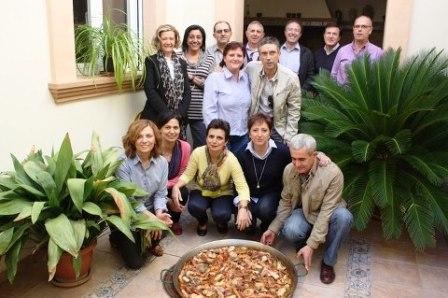 IMATGES CURIOSES: Una penya per a un menjar