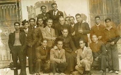 FOTOGRAFIES ANTIGUES (Gata en el record) -970. la d'ahir dia 10-