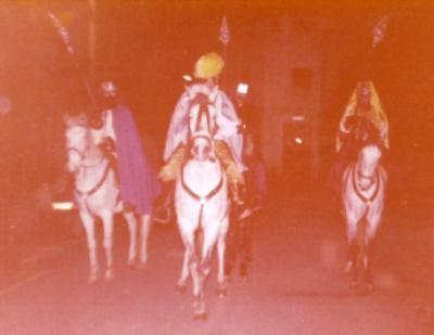 FOTOGRAFIES ANTIGUES (Gata en el record) -994, la del dia 3/1-