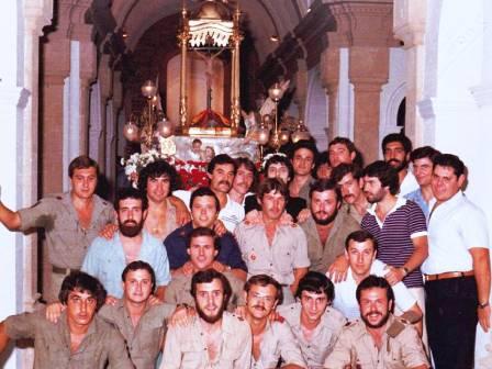 FOTOGRAFIES ANTIGUES (Gata en el record) -1.017, la d'ahir dia 26/1-