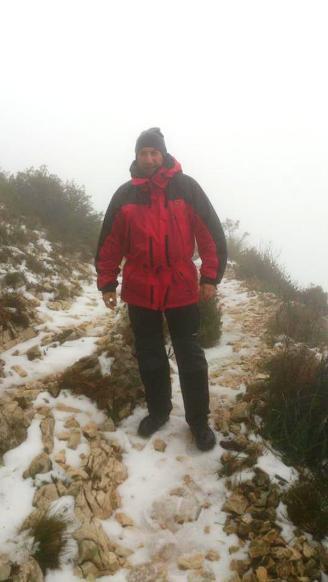 IMATGES CURIOSES: Neu al cim del Montgó