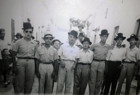 FOTOGRAFIES ANTIGUES (Gata en el record) -1.059-