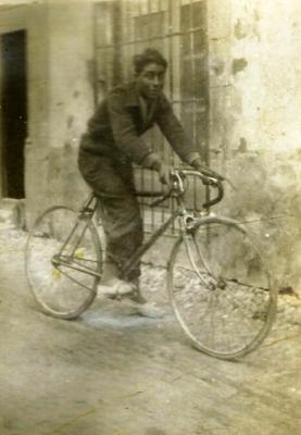 FOTOGRAFIES ANTIGUES (Gata en el record) -1.082, la del dia 2-