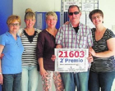 LA PREMSA PARLAde la sort del dissabte, que també va tocar a Gata