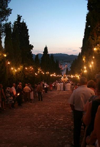 JA VÉNEN LES FESTES 2013: DESPUSDEMÀ, LA BAIXADA
