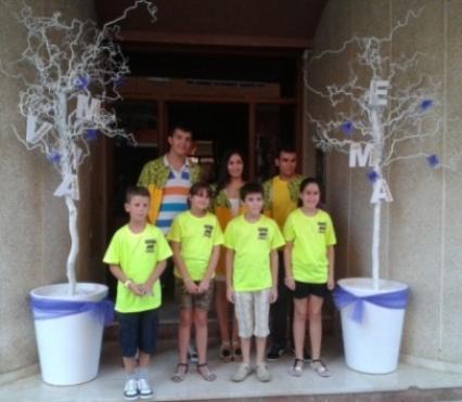 IMATGES DE FESTA: UNA FINCA DE GATA -AL CARRER TROSSETS- TÉ SET FESTERS