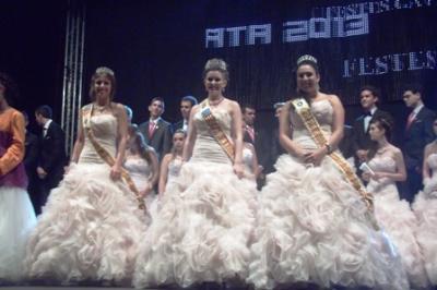 LA PREMSA PARLA DEles festes i un frustat robatori