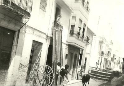 FOTOGRAFIES ANTIGUES (Gata en el record) -1.212, la d'ahir dia 10/8-